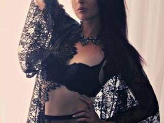 Erotyczny czat wideo --FRUIT--