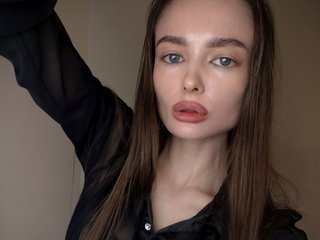 Erotyczny czat wideo -Barbie-Size-