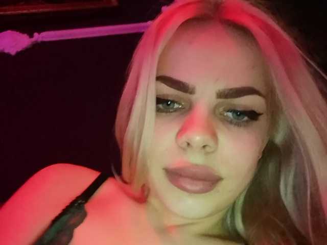 Zrzuty ekranu transmisji -GUCCI-