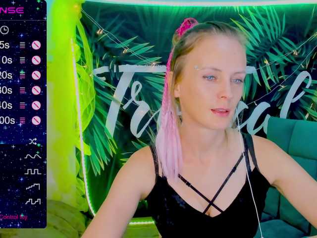 Zdjęcia -Fresh- Lovense works from 5 tokens. I look at the camera for 50 tok;) Subscription with PM for spending from 40 tokens