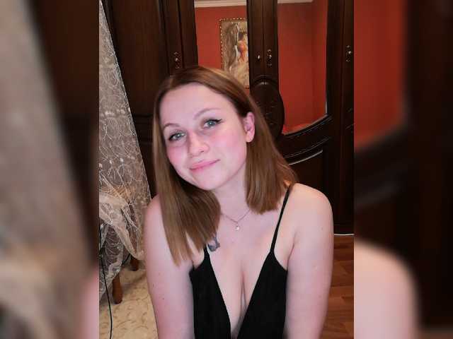 Zrzuty ekranu transmisji -HOTGIRL-