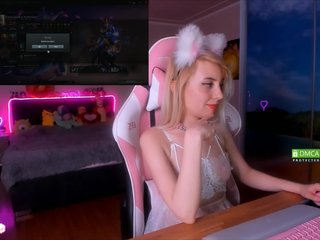 Zdjęcia __Cristal__ Hi. I'm Alice)Support in the top 100, please)Lovense in mу - work frоm 2tk! 20 tk - random, the most pleasant 2222 - 200 ces fireworks, cute cmile 22, show ass - 51, Ahegao 35, squirt 800.