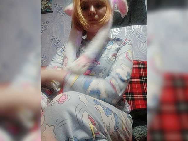 Zrzuty ekranu transmisji 18Vikki