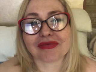 Erotyczny czat wideo MMMGoddess