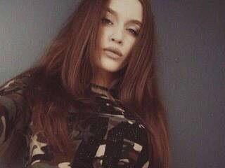 Erotyczny czat wideo 7Quiet-time7