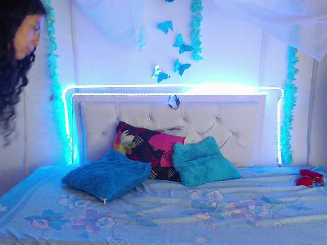 Zrzuty ekranu transmisji Abby-thin