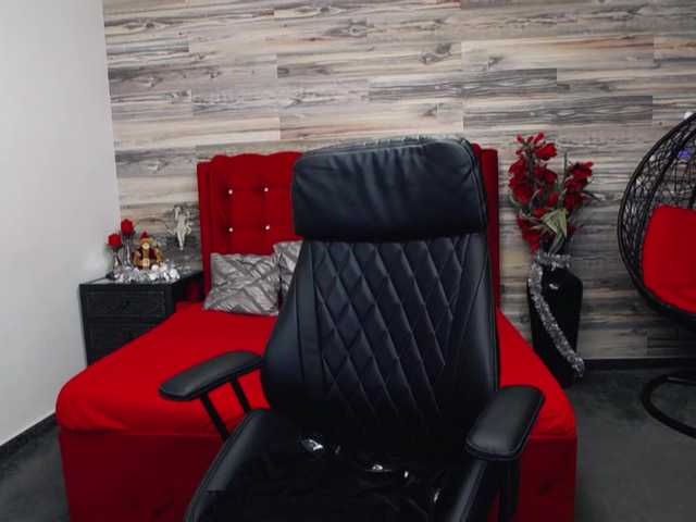 Zrzuty ekranu transmisji AbbyBones