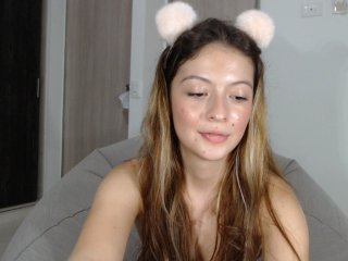 Zrzuty ekranu transmisji AbellaJade
