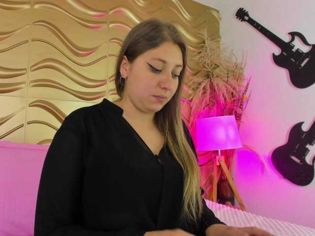 Zrzuty ekranu transmisji AbrilJaness