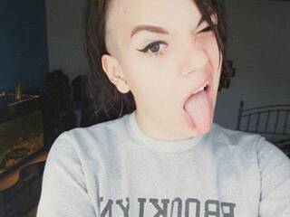 Erotyczny czat wideo adelelele