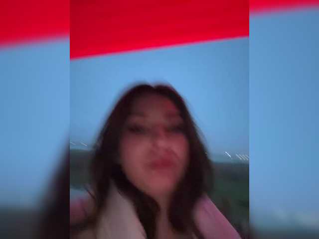 Zrzuty ekranu transmisji Adelina21