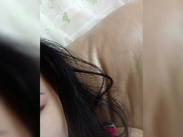 Zrzuty ekranu transmisji Adelyat