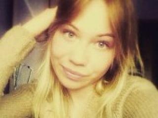 Erotyczny czat wideo adelyna