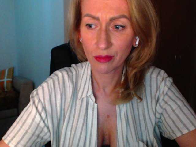 Zrzuty ekranu transmisji AdreySmith