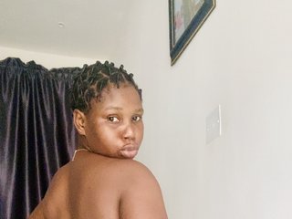 Erotyczny czat wideo AfricanQueen90