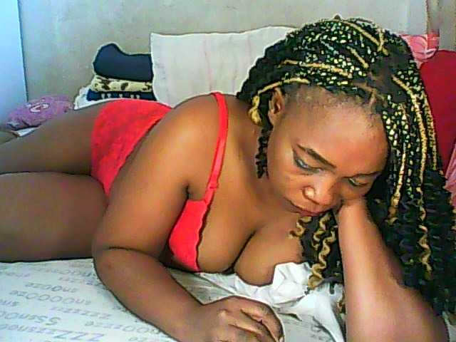 Zrzuty ekranu transmisji AfriGoddess