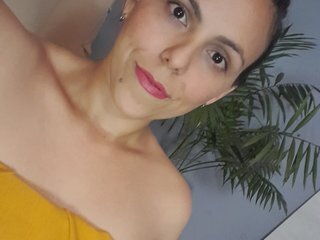 Erotyczny czat wideo AfroditSexx202