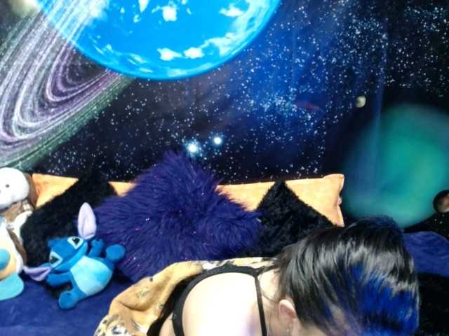 Zrzuty ekranu transmisji ailinsmoke