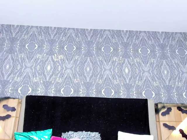 Zrzuty ekranu transmisji AkashaLee