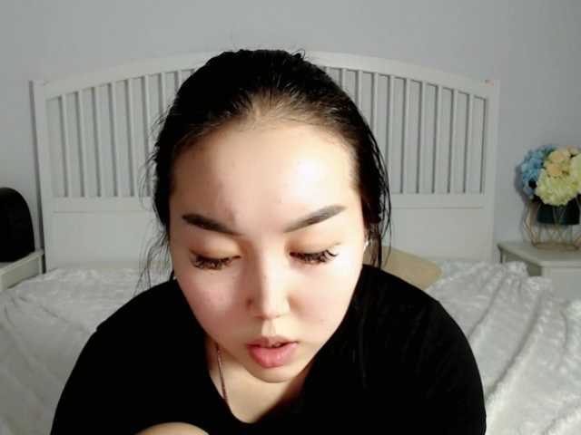 Zdjęcia AkemiChu Hello! Today I got a new toys, I'm ready to have fun and make something naughty, pvt is open! #asian #young #18 #cute