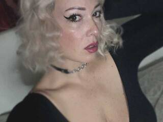 Erotyczny czat wideo Aladeya