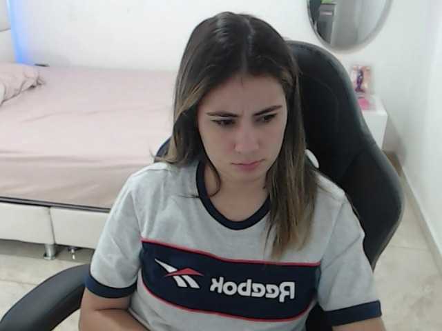 Zrzuty ekranu transmisji Alanaperry