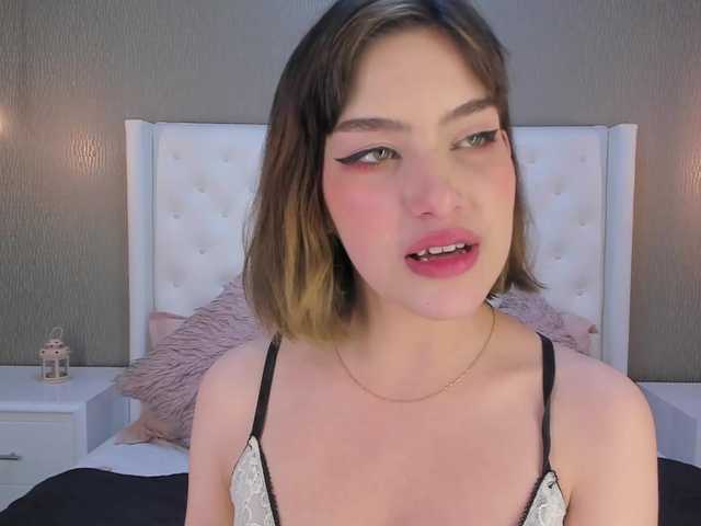 Zrzuty ekranu transmisji AlegnaTaylor