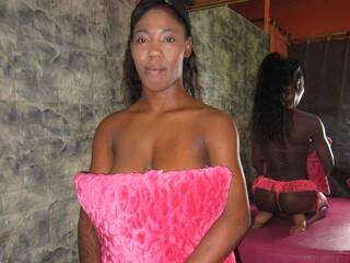 Erotyczny czat wideo ALEJAEBONY