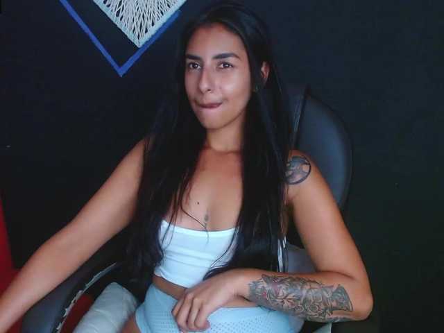 Zdjęcia AlessiaAltobe Get Naked (Desnudate) [125 tokens left] Bunny and sweeite colombian♥