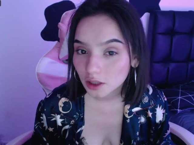 Zdjęcia AlessiaD-Santis I know you're not a magician, but you do a lot of magic from afar and without touching me you can make me very wet. Wait, maybe you can be a magician. Let me feel ur magic✨ pvt- open lush-on. @goal Cum while I fuck my pussy - @remain