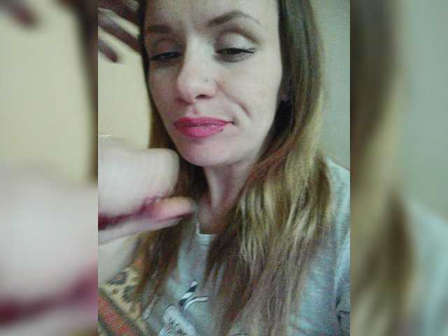 Zrzuty ekranu transmisji Alex69Alsu