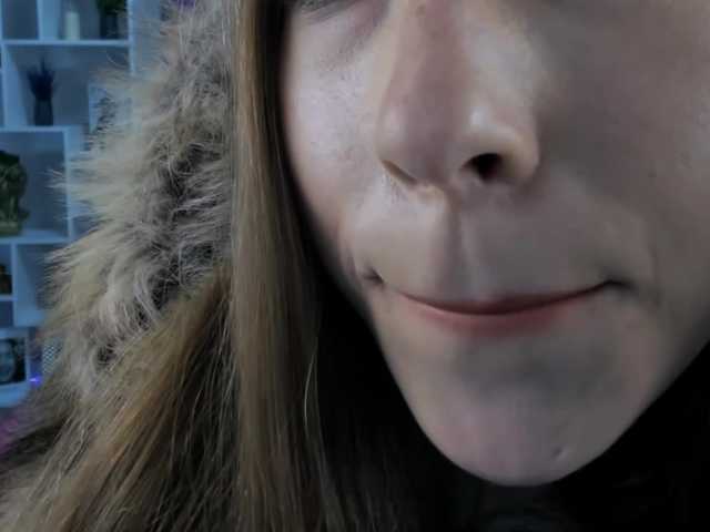 Zrzuty ekranu transmisji AlexaHarmon