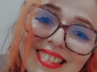 Erotyczny czat wideo Alexatexass