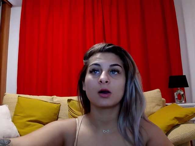 Zrzuty ekranu transmisji alexia-playgirl