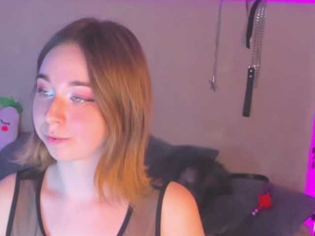 Zrzuty ekranu transmisji AlexisSky