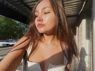 Erotyczny czat wideo Alice-Heaven