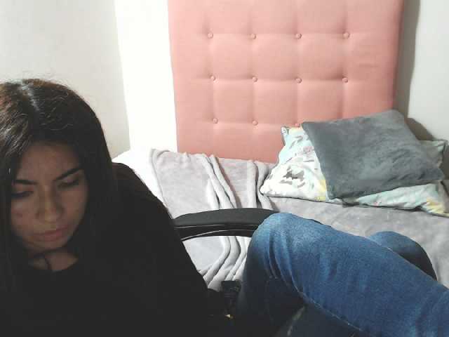 Zdjęcia Alicee-Middle Hey! I'm back and I wanna have fun with you - Multi-Goal : A surprise #Lovense #lush #petite #teen #cute #smalltits