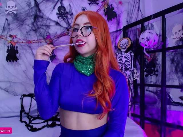 Zdjęcia Aliceowenn ♥Happy Halloween, come to my spooky room to enjoy my company trick or treat♥Control my domi 100tks in pvt @remain Anal plug in my asshole and dildo in my wet vagina @total