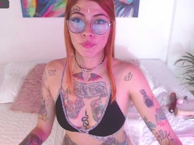 Zdjęcia AliciaLodge I escape from the area 51 to fuck with you ... CONTROL DOMI+ NAKED+FUCK ASS 666TIPS #new #teen #tattoo #pussy #lovense