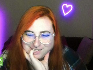 Erotyczny czat wideo Aliciaredluv