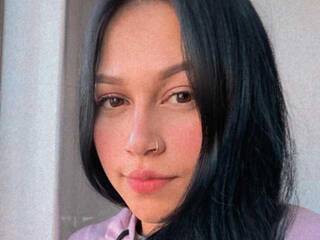 Erotyczny czat wideo Alinaly