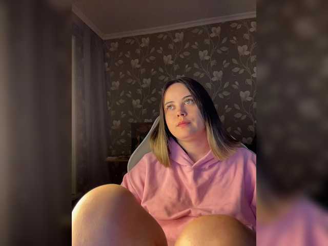 Zrzuty ekranu transmisji MissAlina_