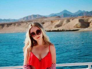 Erotyczny czat wideo Aliowl