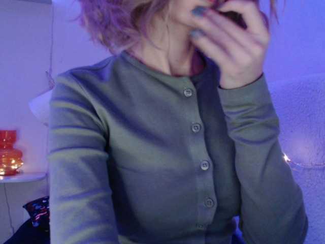 Zdjęcia Alisa-Nora hi im Alisa * favorite vib 25 50 88 181* when i feeel good -you will see me naked and squirt* want me 69*show face 77* snap 888*