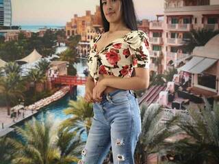 Erotyczny czat wideo AlisonHornyy