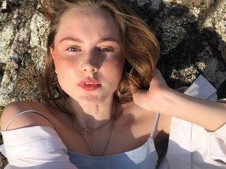 Erotyczny czat wideo Allatriona