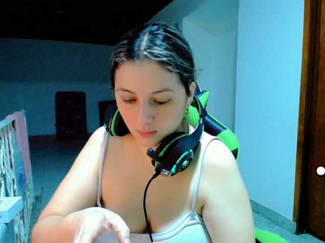 Zrzuty ekranu transmisji allisonbaby