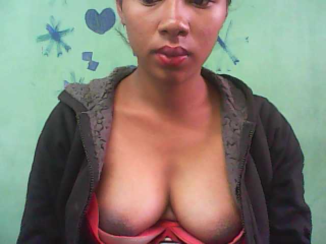 Zrzuty ekranu transmisji almapleasure