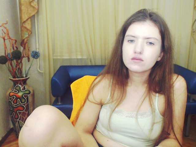 Zdjęcia Aluppy Welcome to my Room and Remember: Tips Make Your Cock Bigger!