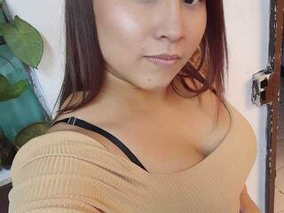 Erotyczny czat wideo Alyn-zc